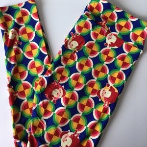 Tall and curvy holiday leggings